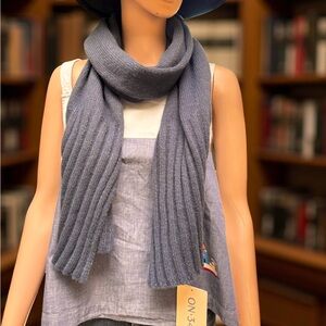 On 34th Womens Convertible Wrap/Shawl/Scarf Blue NWT